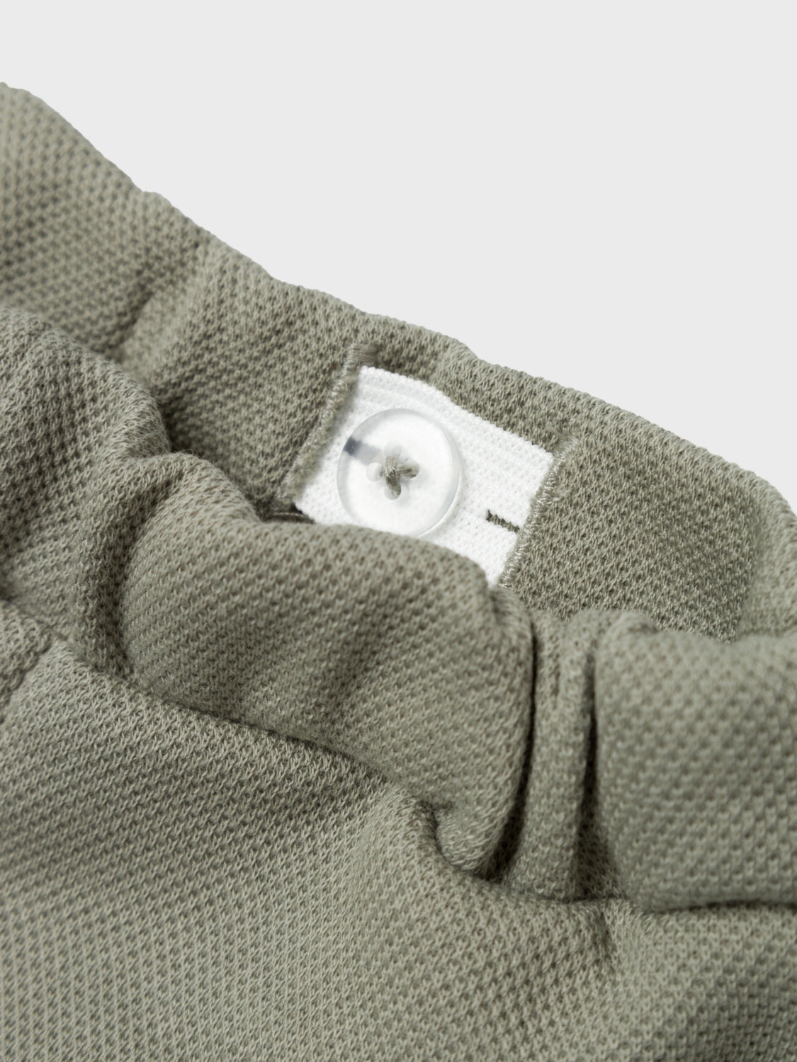 NBMHOLAN Shorts - Dried Sage