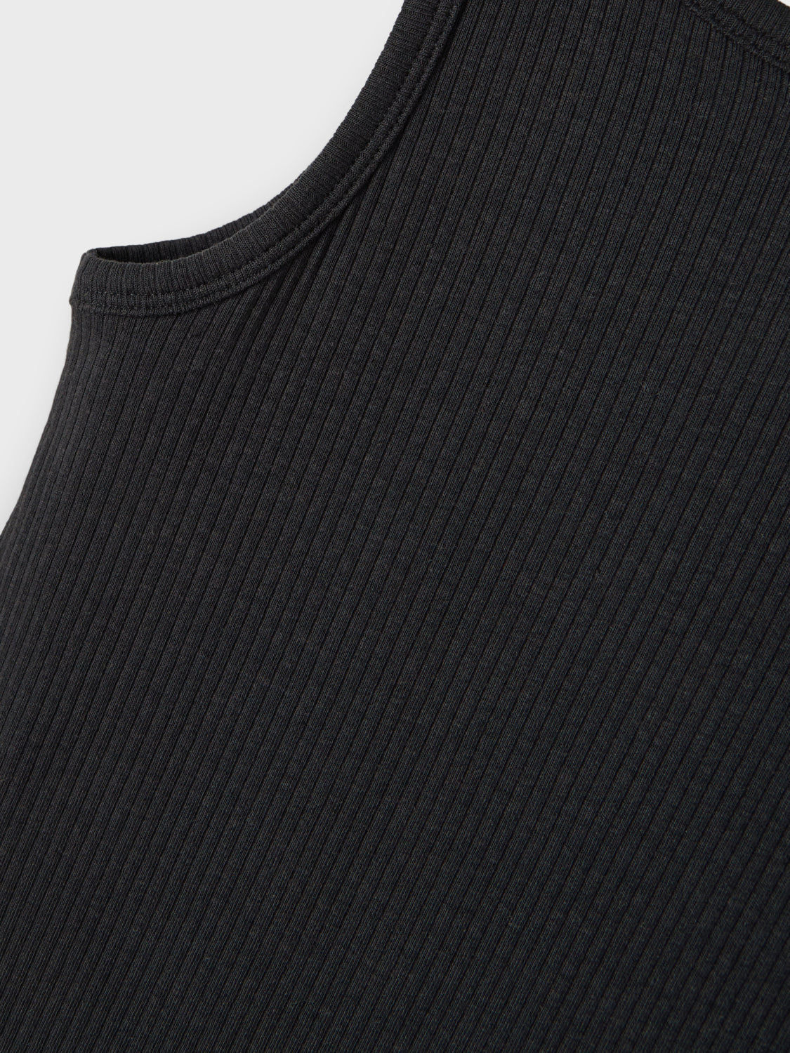 NKFHAJABINE Dresses - Black